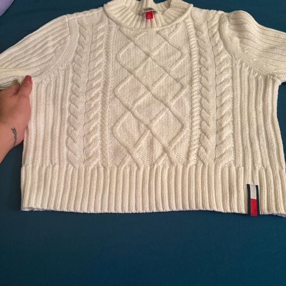 Tommy Hilfiger Cream Cable Knit Turtleneck Sweater - Picture 8 of 11